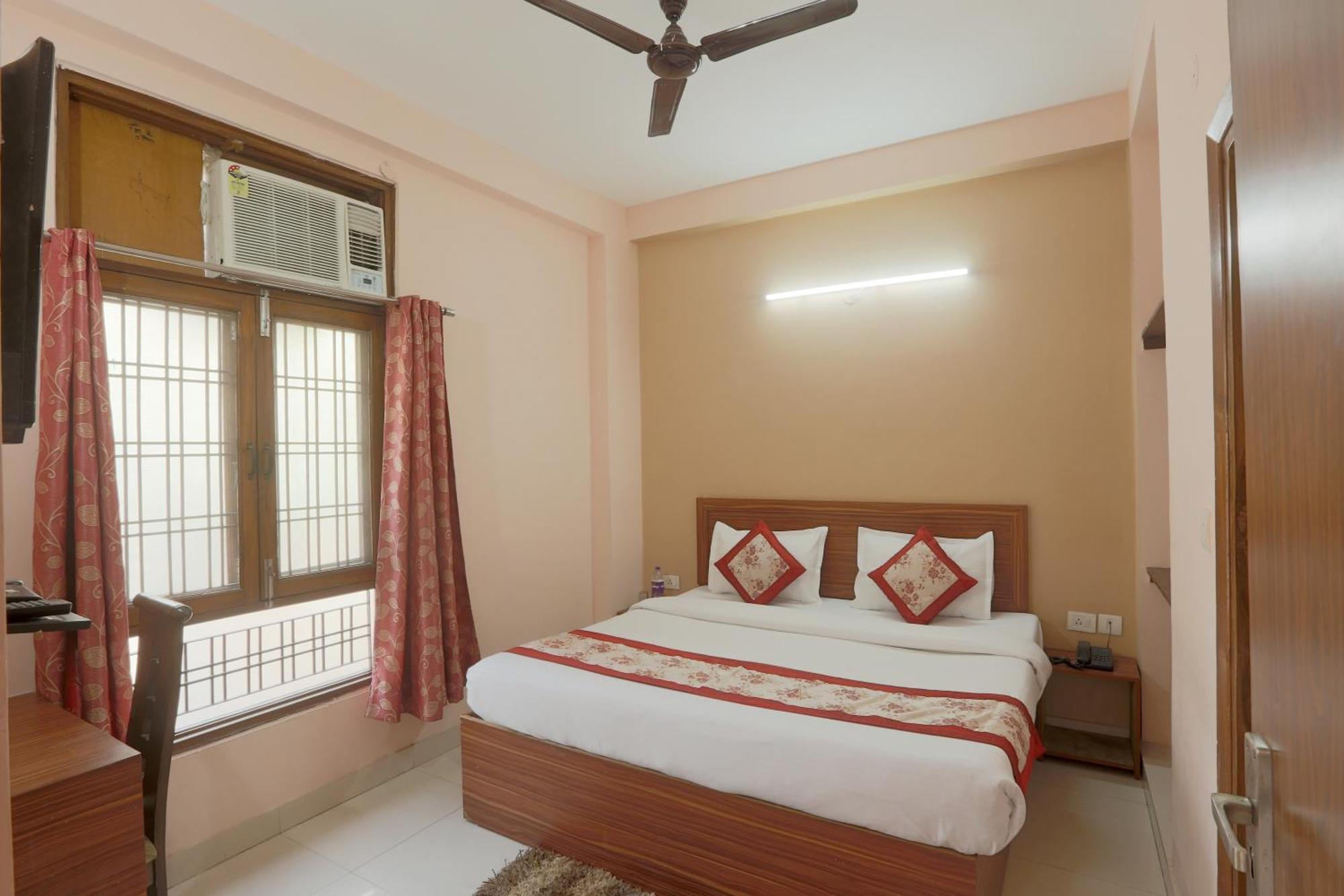 Hotel Ginger Palace - Corporate Hotel Noida Sector 62 Exterior foto