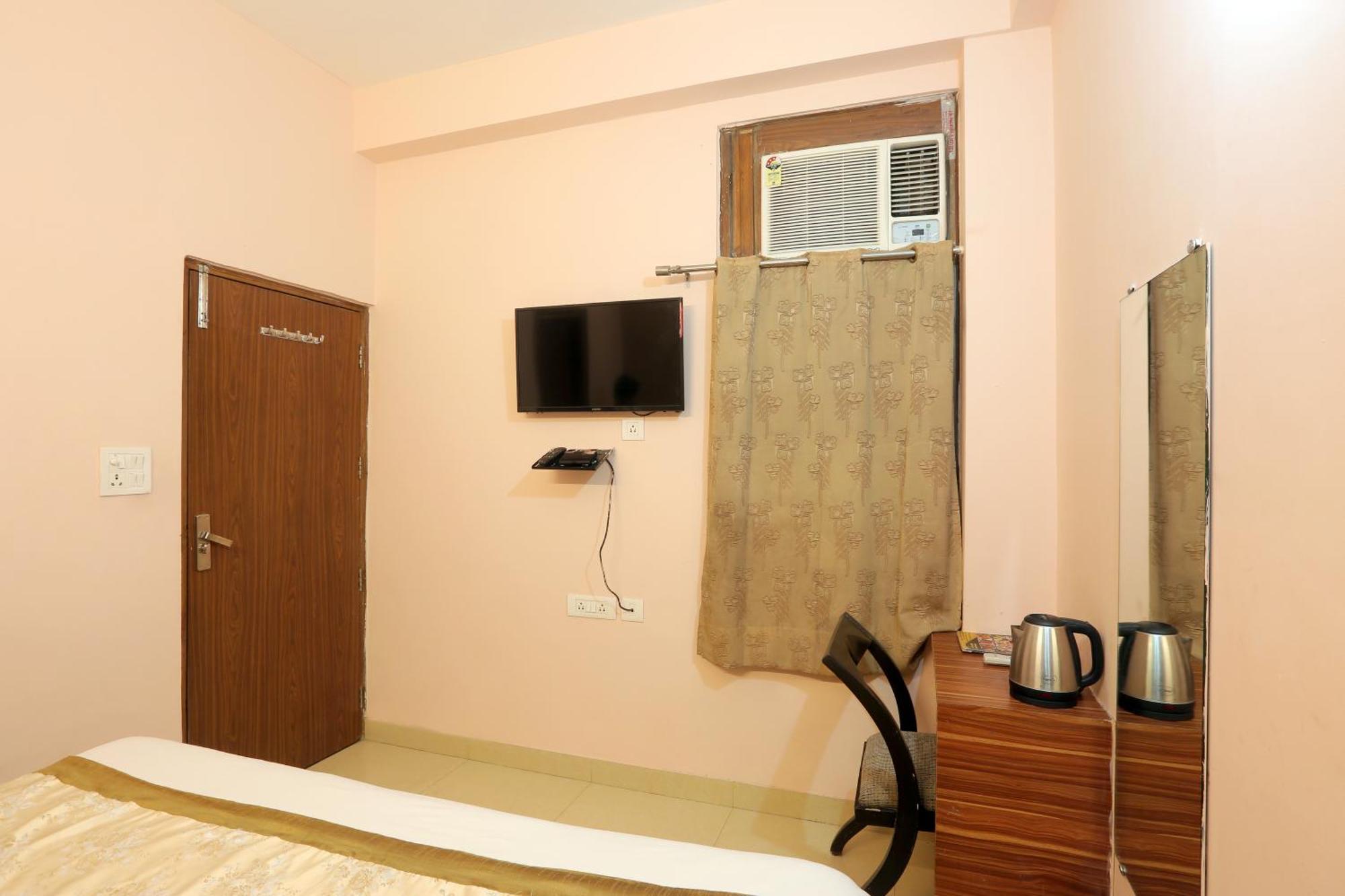 Hotel Ginger Palace - Corporate Hotel Noida Sector 62 Exterior foto